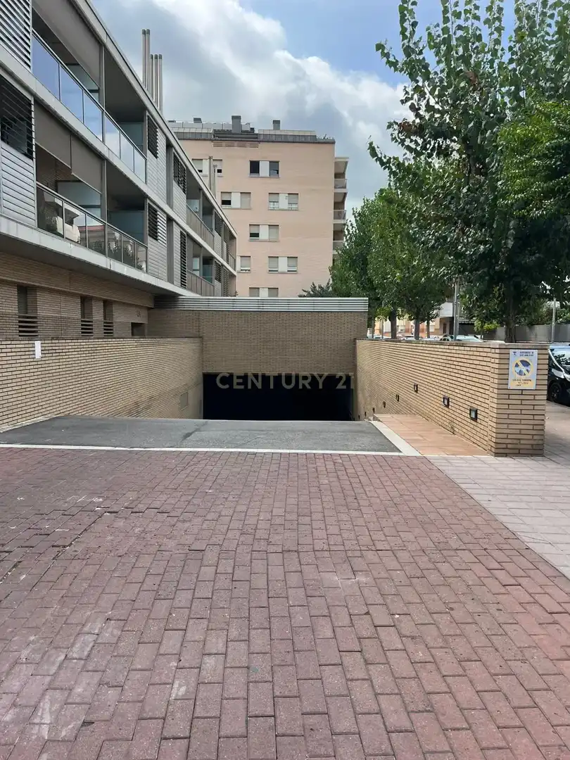 Garaje en venta en Carrer de Jacint Verdaguer, 2, Sant Joan Despí, Sp, 2, Eixample