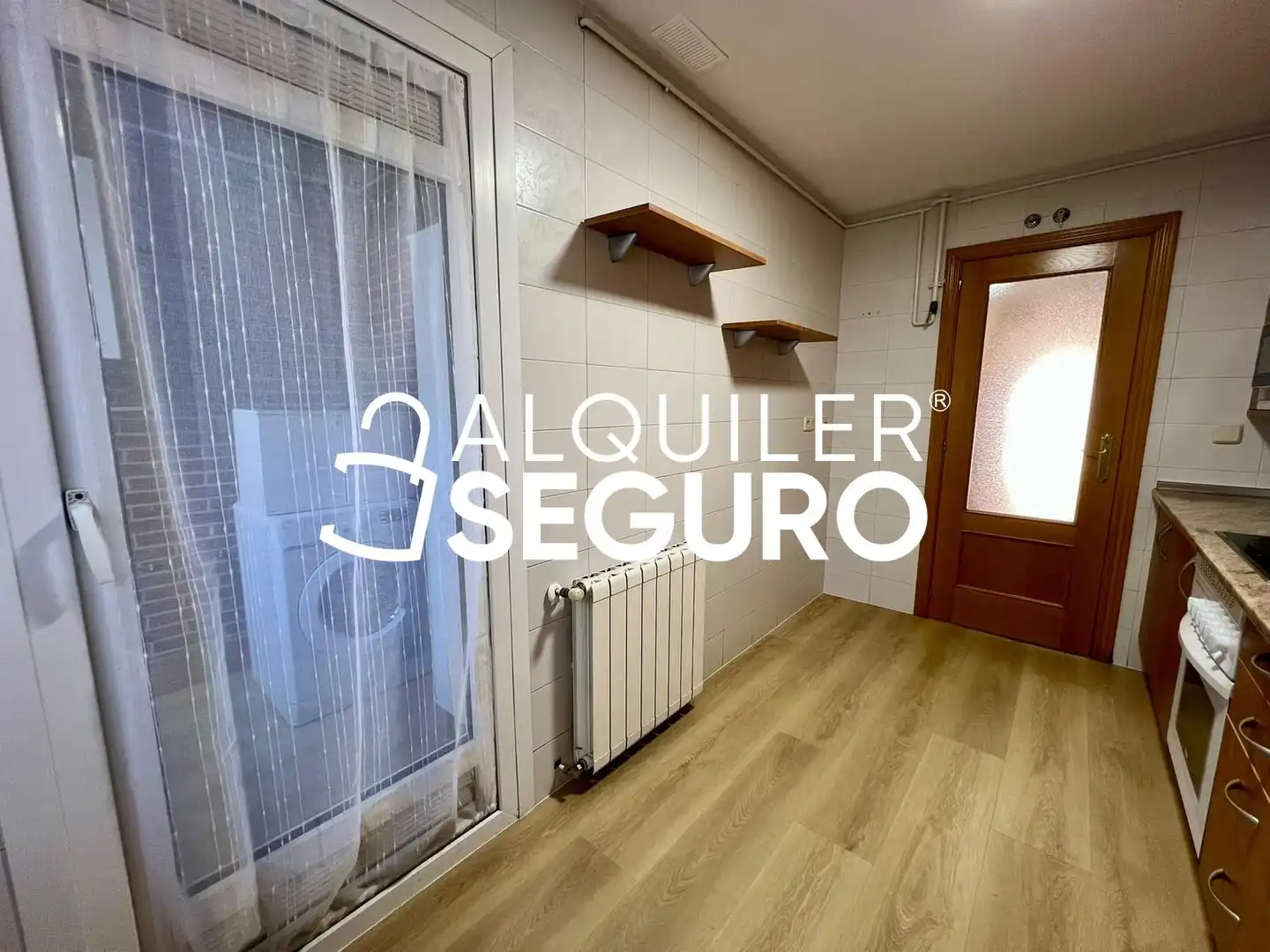 Habitación de Piso de alquiler en Madrid con Aire acondicionado, Calefacción y Piscina