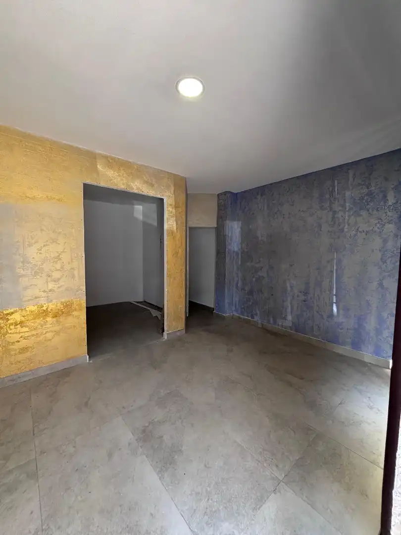 Local comercial en venda a Calle Drago