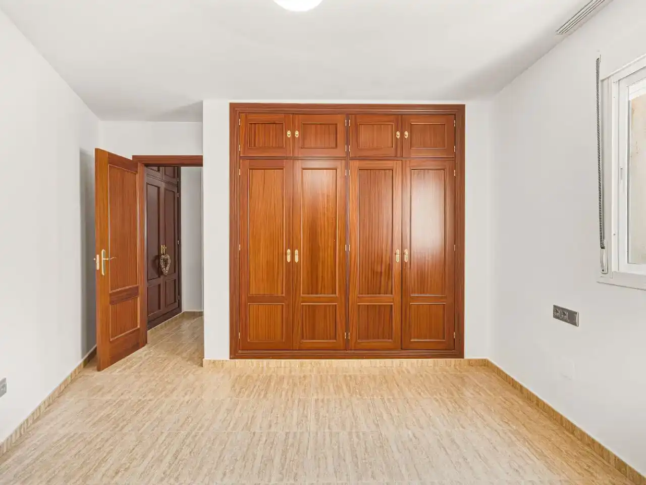Bedroom of Flat for sale in Mijas  with Air Conditioner and Terrace