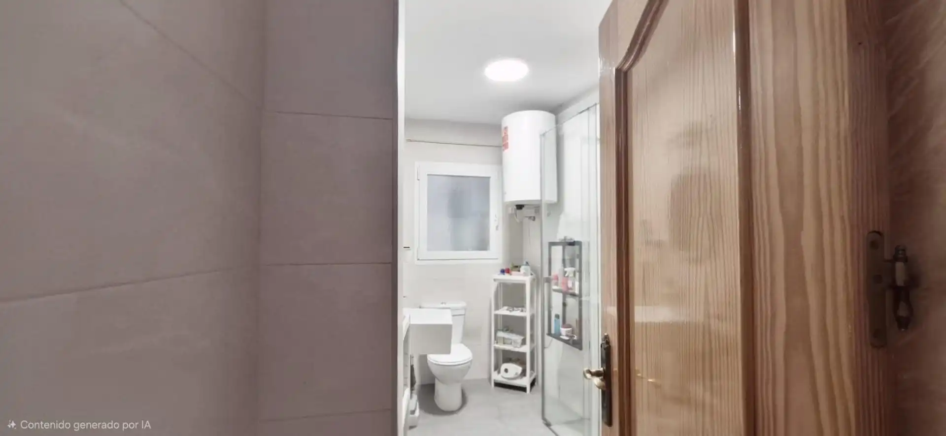 Baño de Edificio en venta en Almería