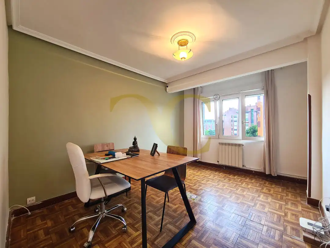 Piso en venta en Gijón  con Calefacción y Terraza