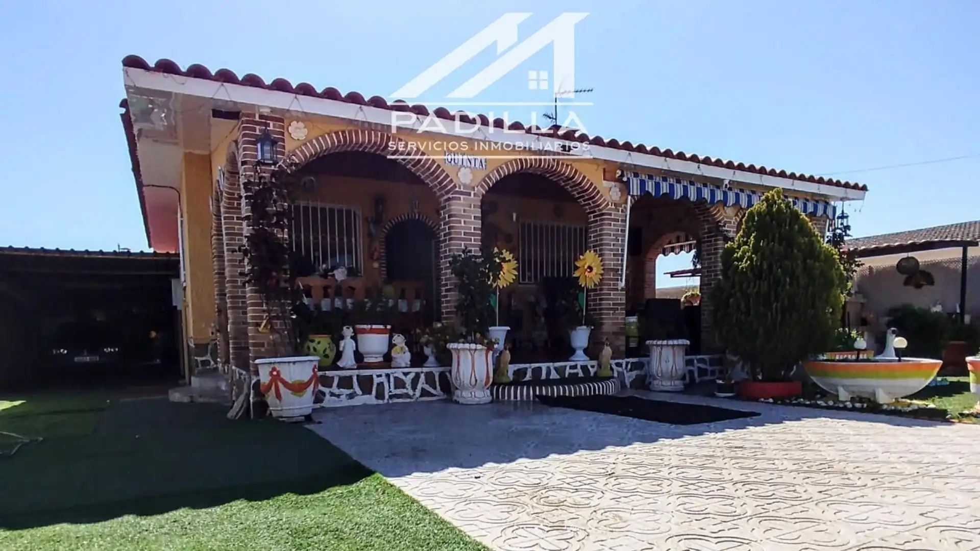 Exterior view of Houses for sale in Santa Cruz del Retamar  with Air Conditioner, Heating and Swimming Pool