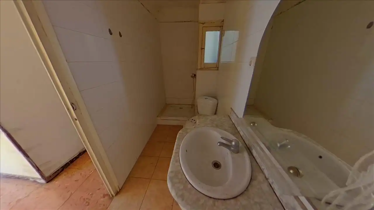Bany de Pis en venda en Manresa amb Balcó