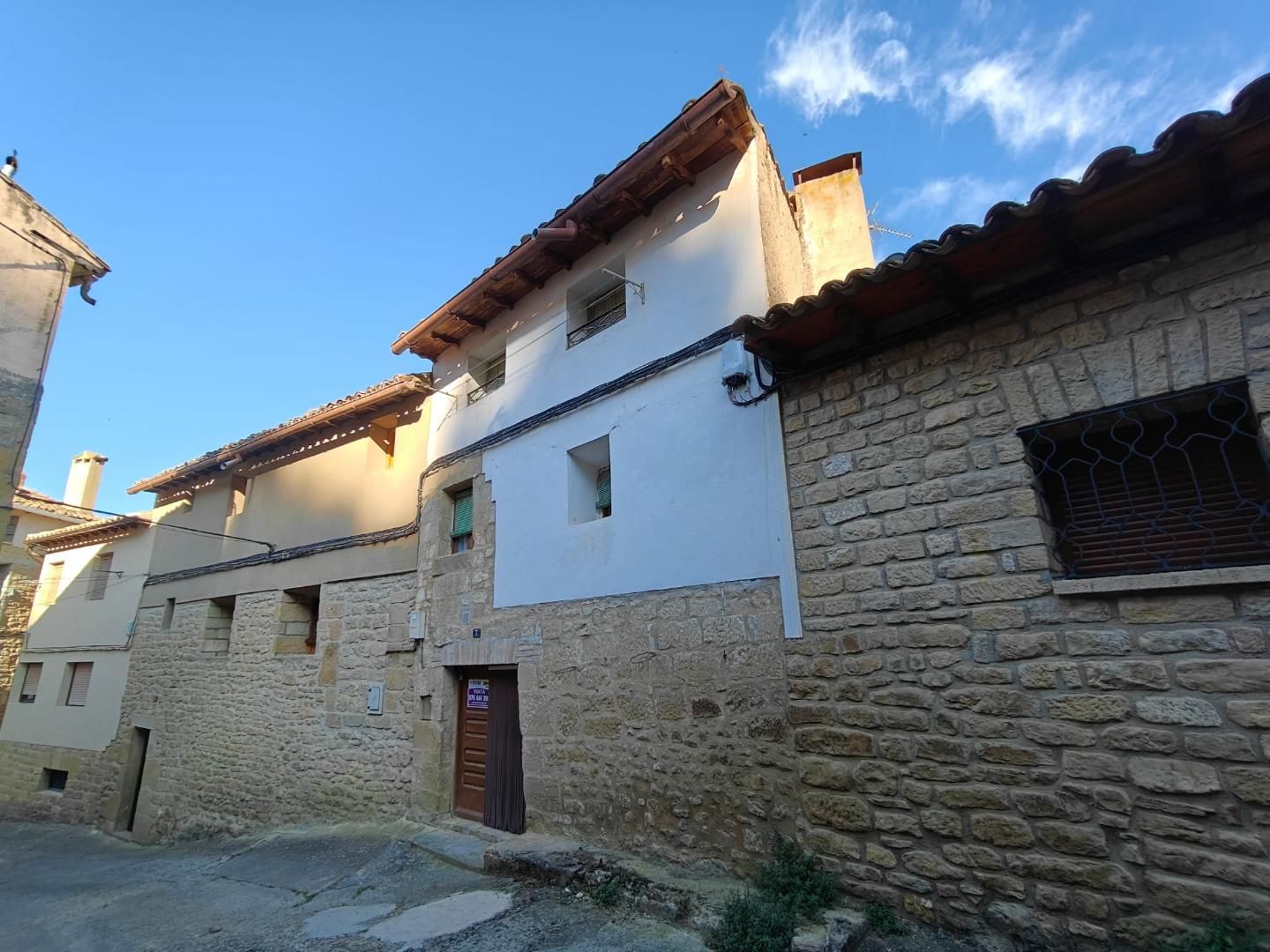Vista exterior de Casa o xalet en venda en Uncastillo