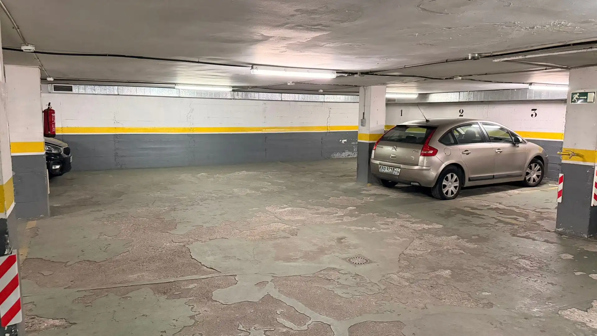 Parking of Garage for rent in Madrid