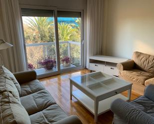 Living room of Flat to rent in  Barcelona Capital  with Heating, Parquet flooring and Storage room