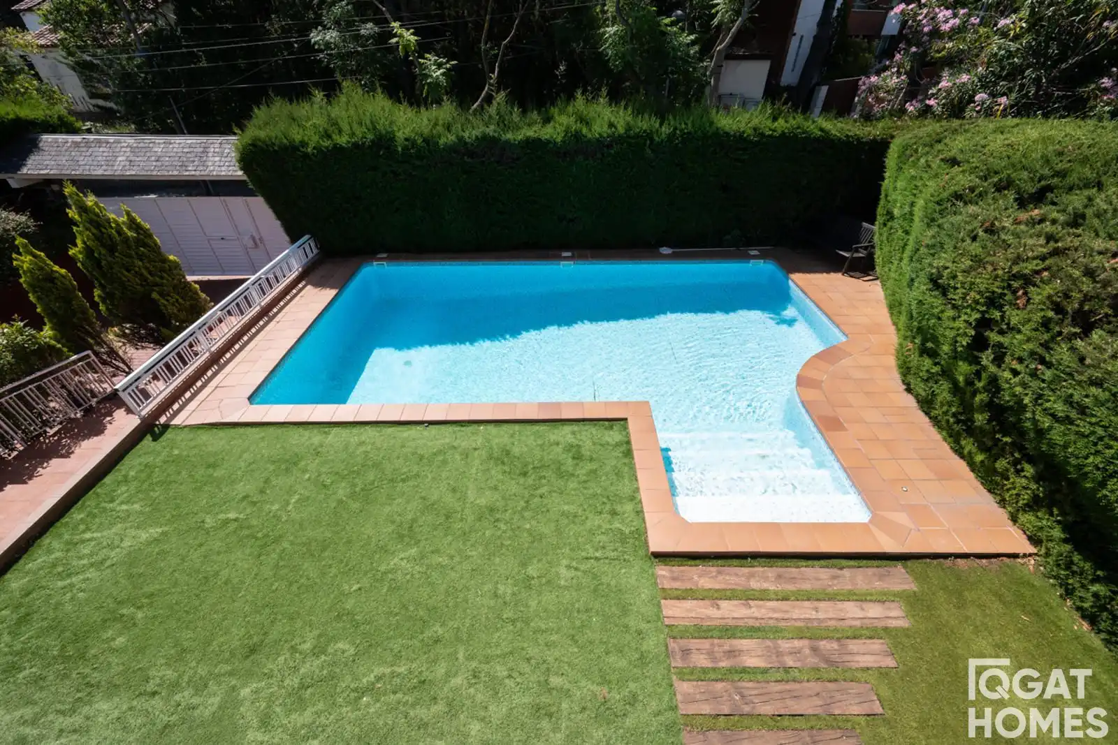 Piscina de Casa o xalet en venda en Sant Cugat del Vallès amb Aire condicionat, Calefacció i Jardí privat