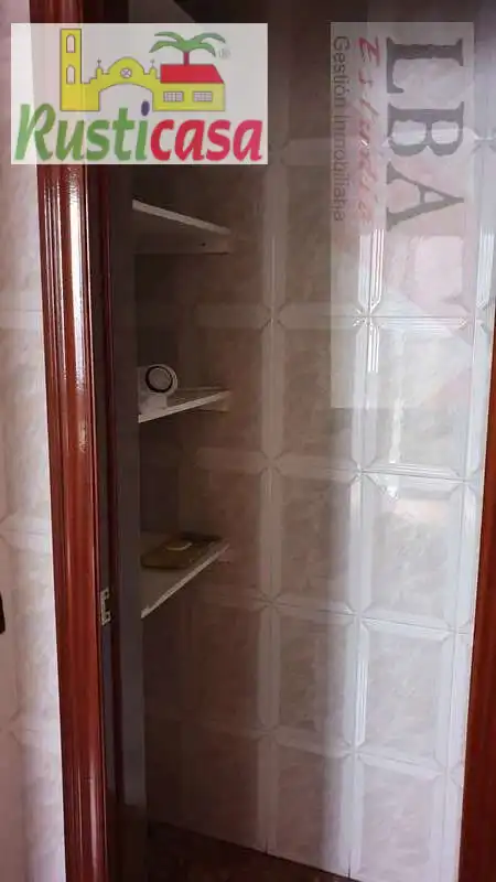Baño de Piso en venta en Bailén con Trastero