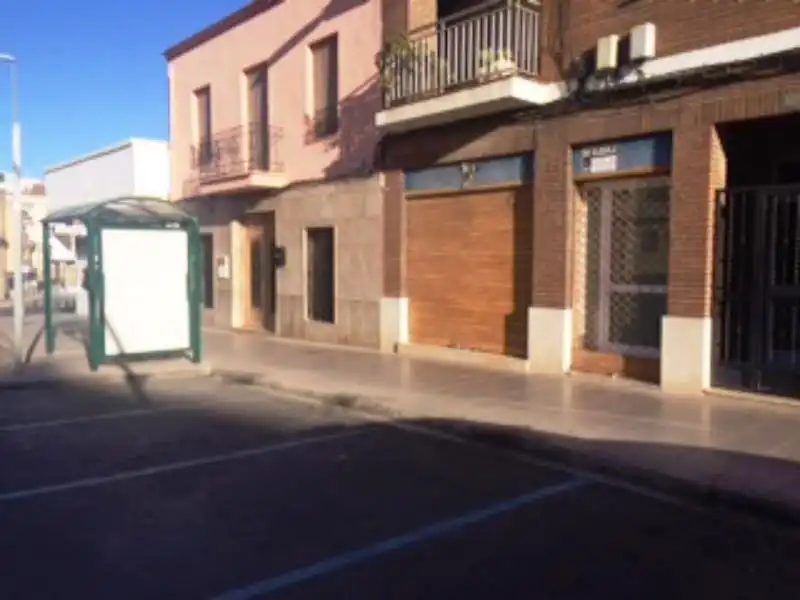 Local commercial à vendre à Buñol