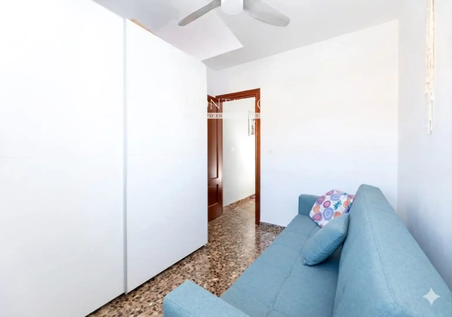 Wohnung zum Verkauf in Maracena mit Klimaanlage und Heizung
