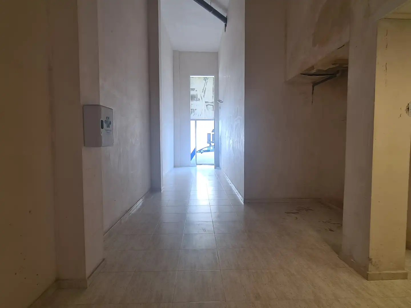 Local comercial en alquiler en Carrer de Sant Blai, imagen 5