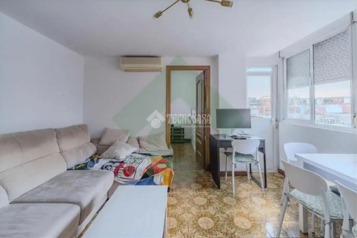 Living room of Flat for sale in Madrid  with Air Conditioner, Heating and Terrace