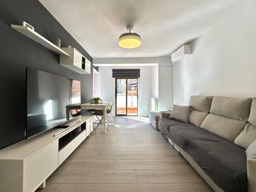 Piso con balcón en venta en Calle SAN ANTONIO ABAD