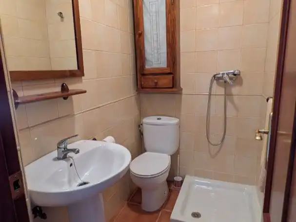 Bathroom of Flat for sale in Marmolejo, Jaén