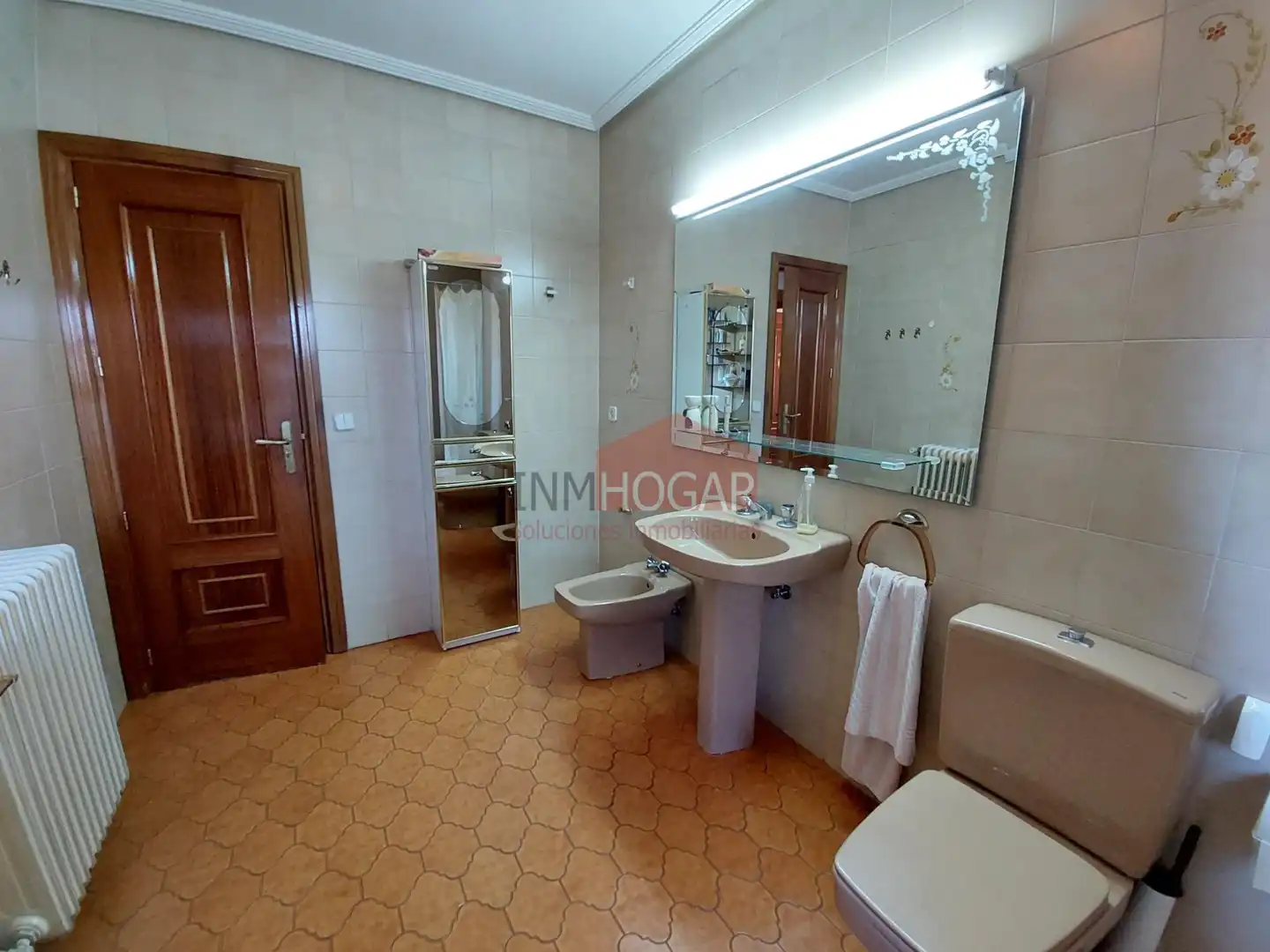 Baño de Casa o chalet en venta en Ávila con Jardín privado, Trastero y Piscina