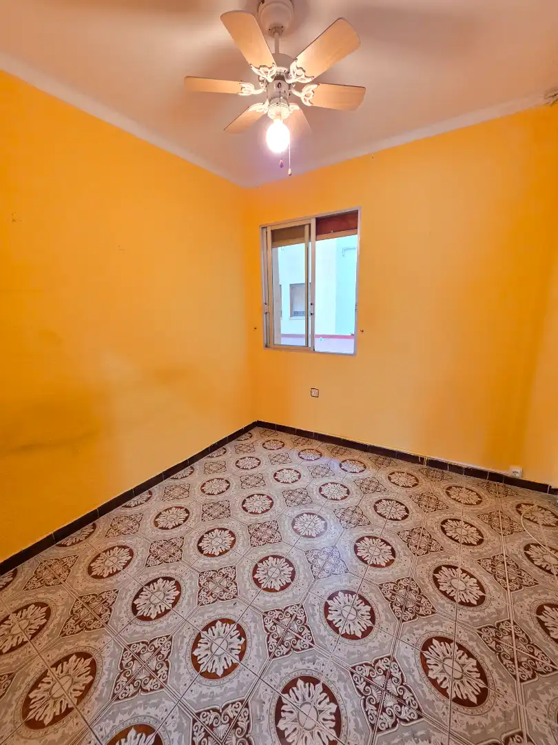 Schlafzimmer von Wohnung zum Verkauf in Tarragona mit Klimaanlage, Heizung und Terrasse