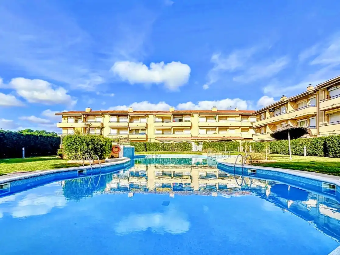 Swimming pool of Apartments for sale in L'Estartit  with Air Conditioner, Terrace and Swimming Pool