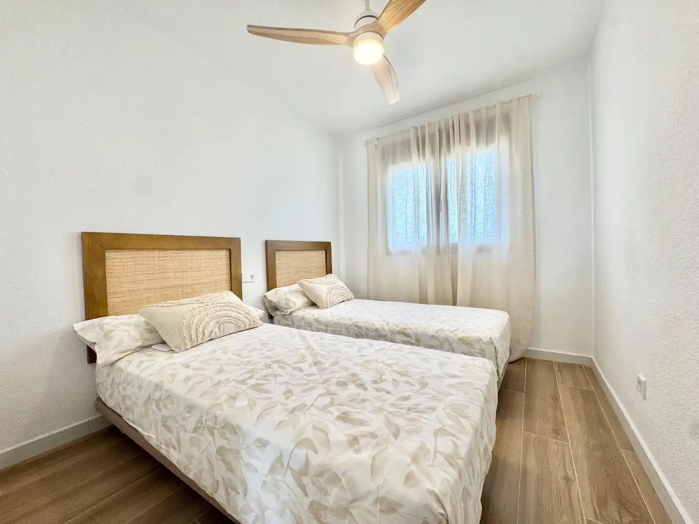 Schlafzimmer von Wohnungen zur Miete in San Javier mit Klimaanlage, Terrasse und Schwimmbad