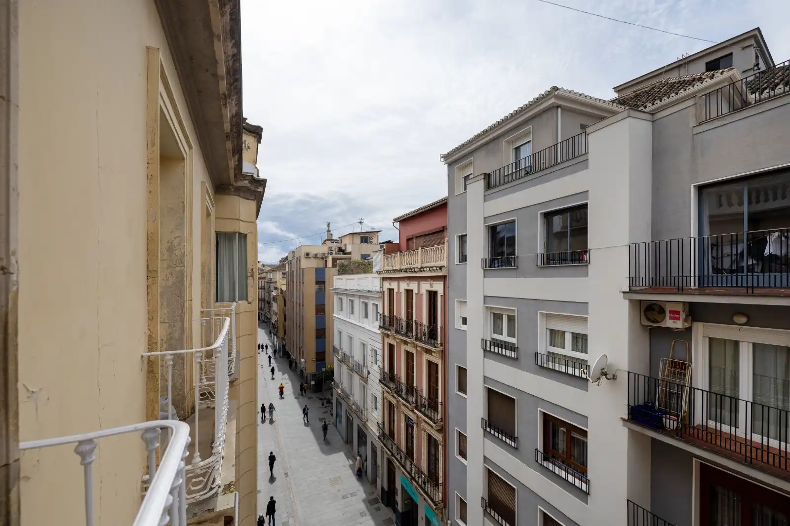 Pis de lloguer a Calle Alhóndiga, Centro - Sagrario