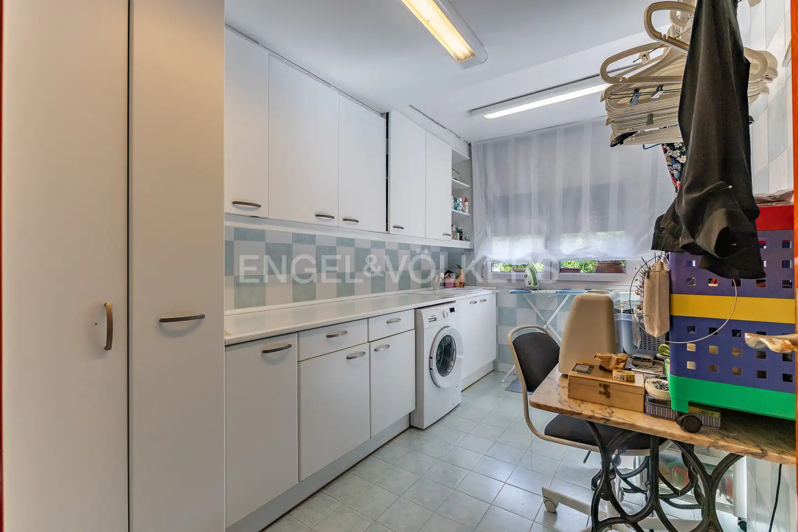 Cocina de Casa o chalet de alquiler en Sant Cugat del Vallès con Calefacción, Jardín privado y Piscina
