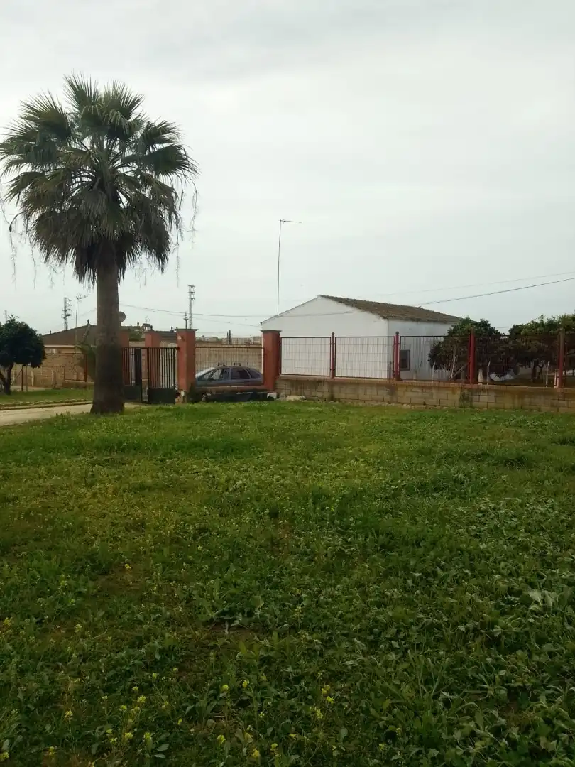 Casa o chalet en venta en Dos Hermanas con Jardín privado, Terraza y Balcón