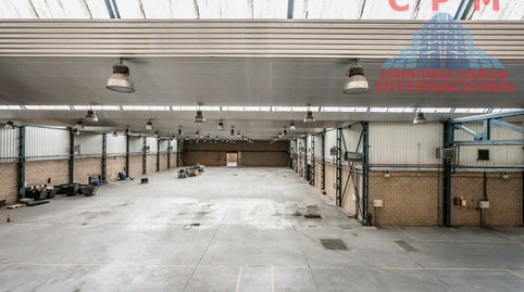 Foto 4 von Fabrikhallen zur Miete in Valdepelayo - Montepinos - Arroyo Culebro, Leganés