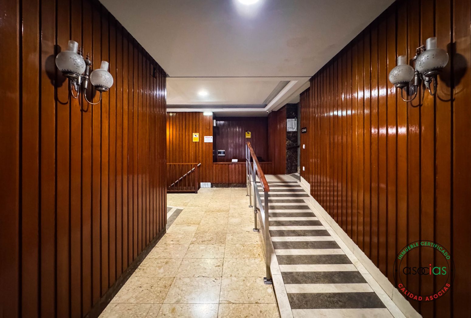 Piso en venta en Oviedo  con Calefacción y Parquet