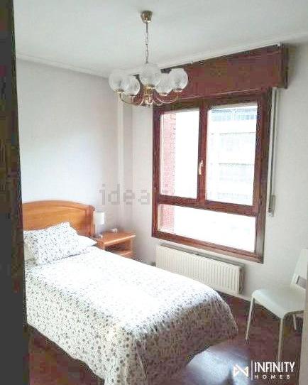 Foto 1 de Piso de alquiler en Jaén Kalea, Rekalde Centro, Bizkaia