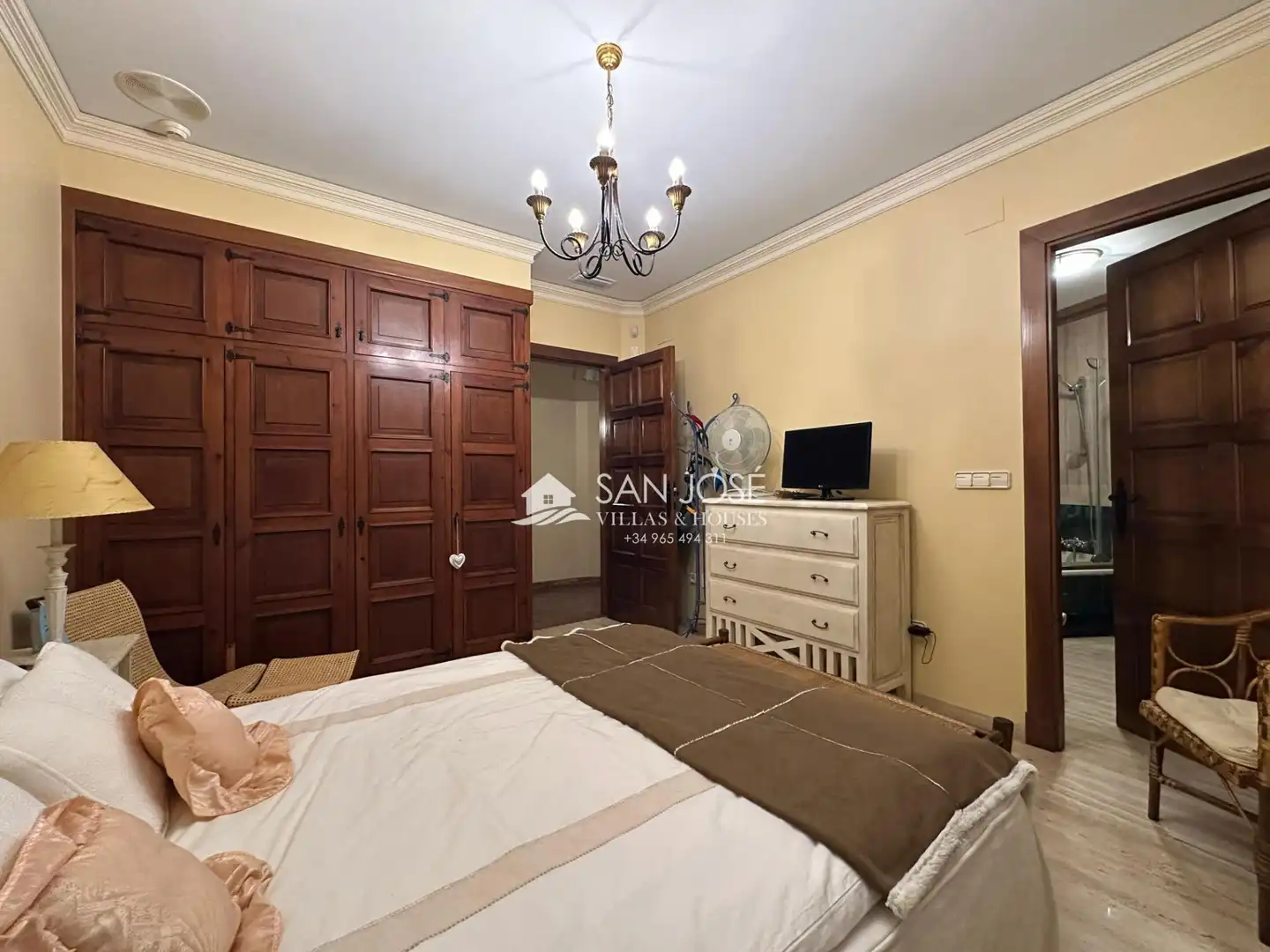 Habitación de Casa o chalet en venta en Novelda con Aire acondicionado, Calefacción y Jardín privado