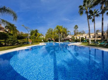 Casa a schiera con piscina in vendita a San Pedro de Alcántara