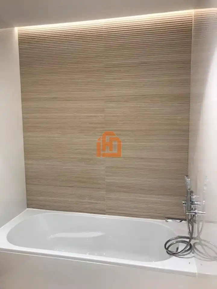 Piso en venta en León Capital  con Calefacción, Parquet y Terraza