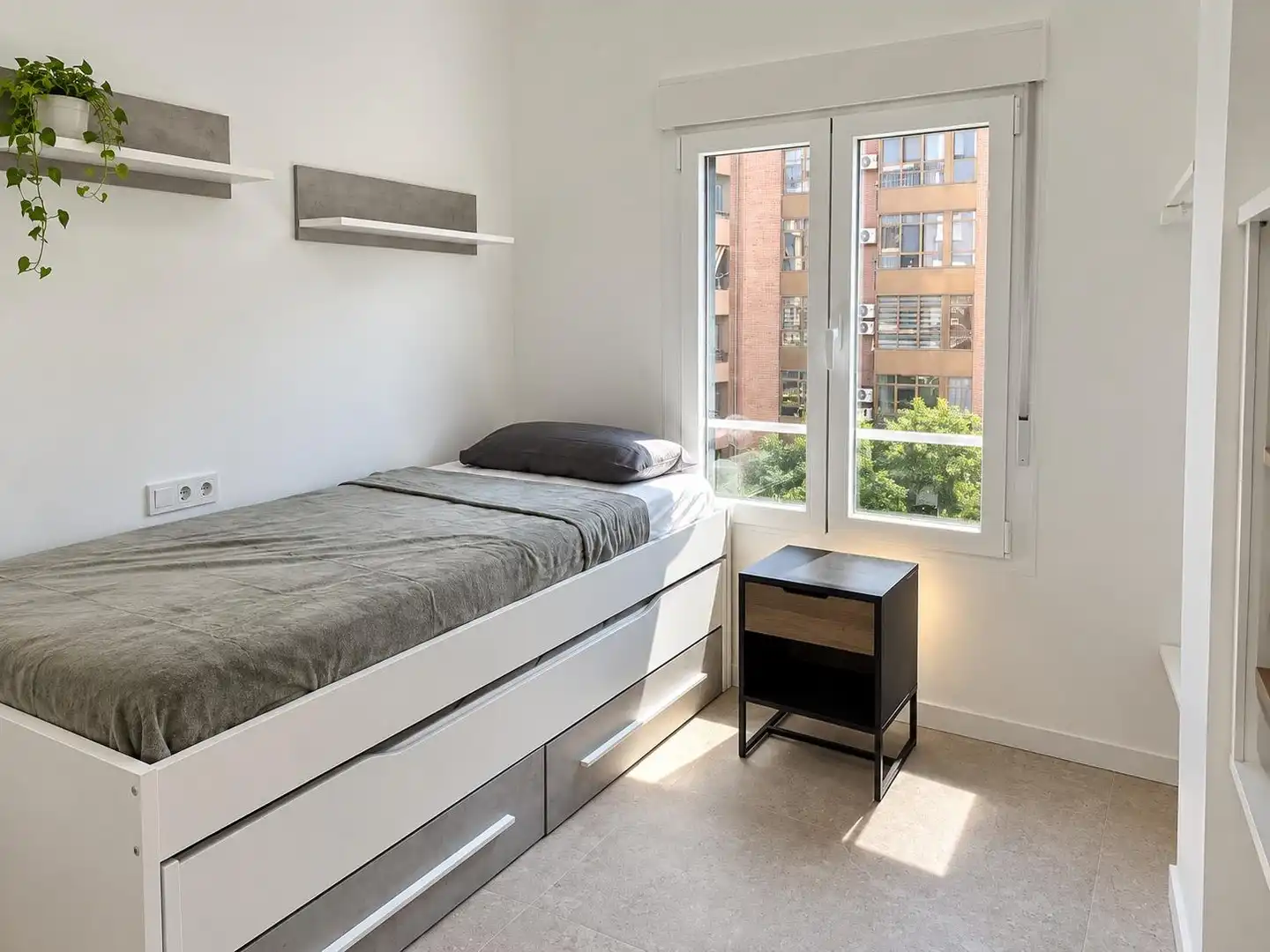 Flat for rent in PERIS Y VALERO, Russafa