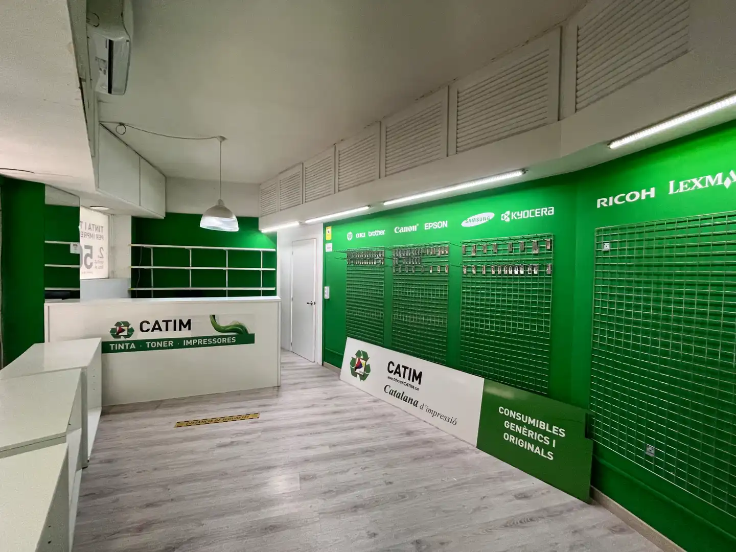 Commercial properties for rent in Ronda Ferran Puig, 19, La Devesa