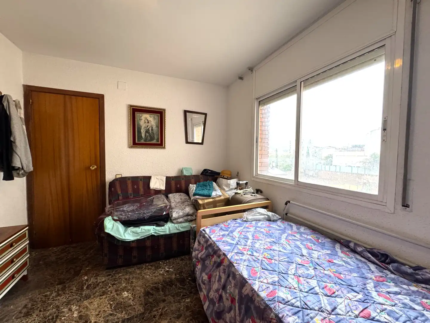 Schlafzimmer von Gebäude zum Verkauf in Santa Coloma de Gramenet mit Alarm