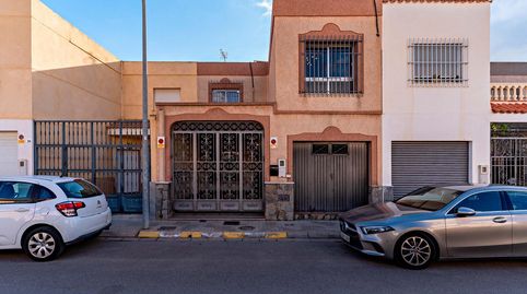 Foto 2 de Casa o chalet en venta en Pabellón - Estación - El Corte Inglés, El Ejido