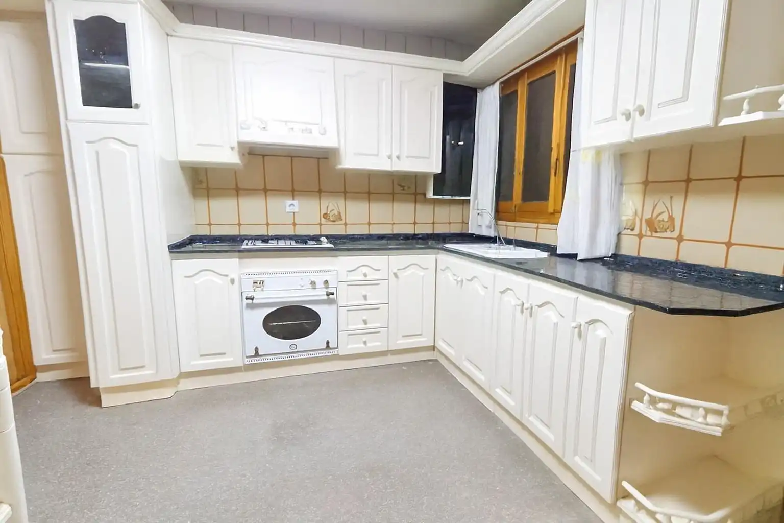 Flat with terrace for sale in Calle AIRE, imagen 3