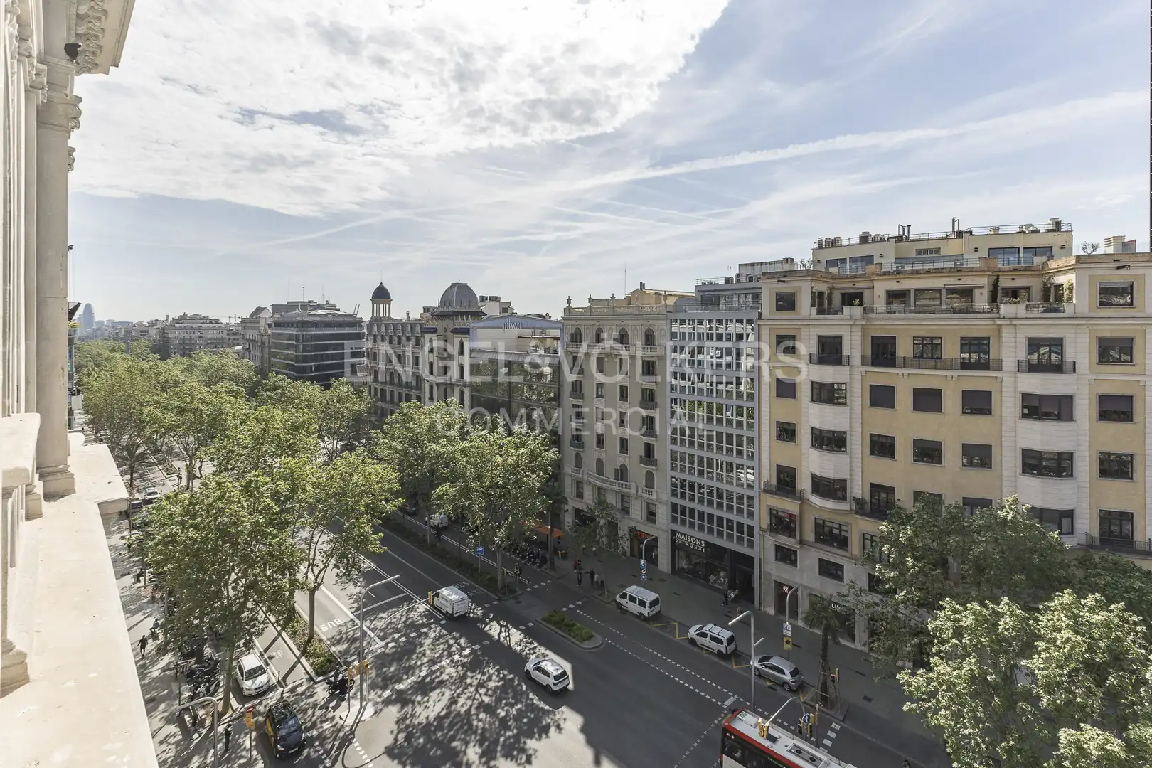 Exterior view of Office for rent in Barcelona  with Air Conditioner and Heating
