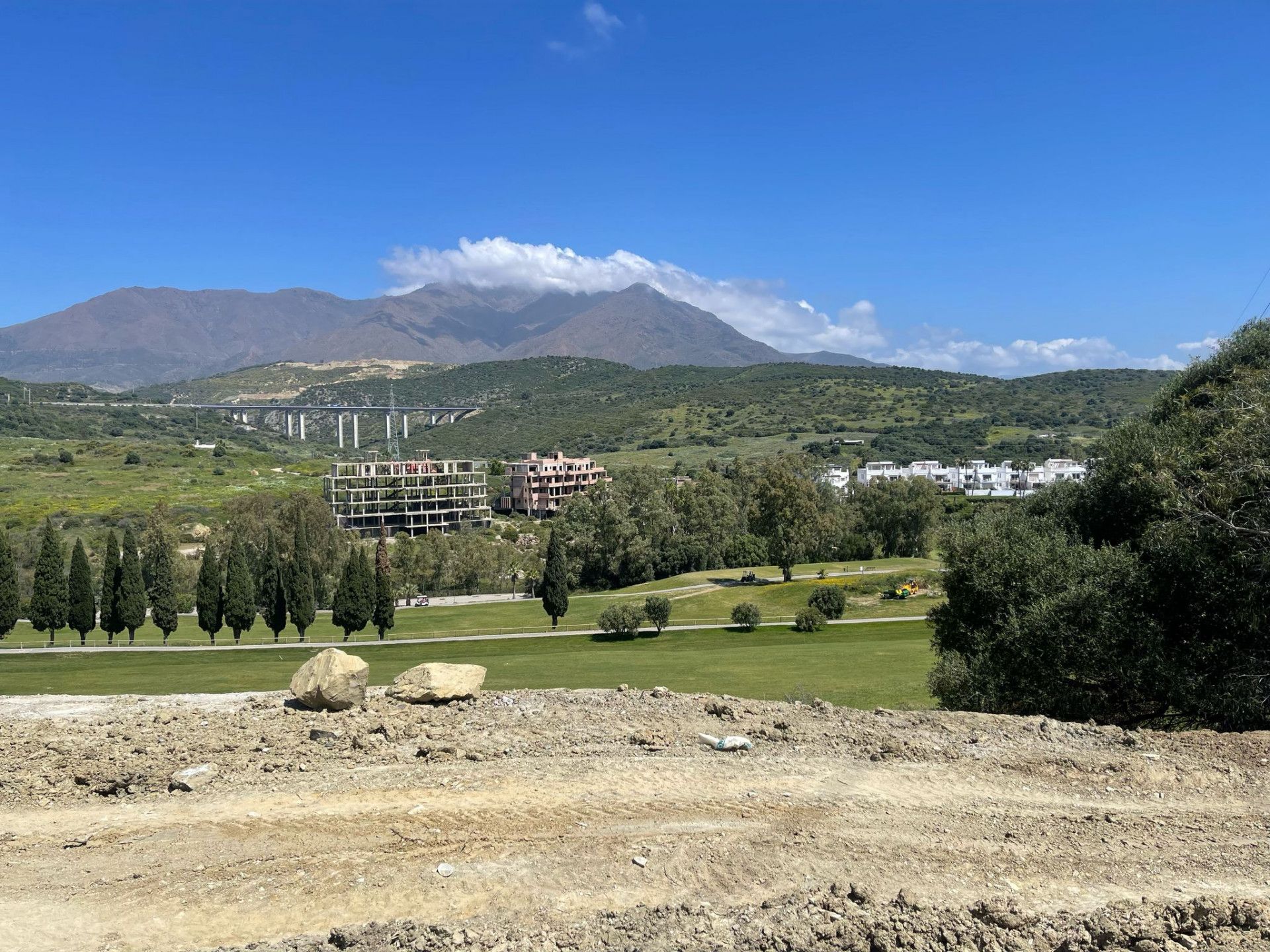 Vista exterior de Residencial en venda en Estepona