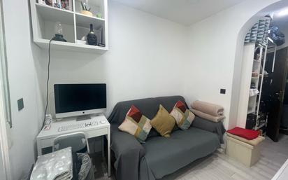 Living room of Flat for sale in  Madrid Capital  with Air Conditioner