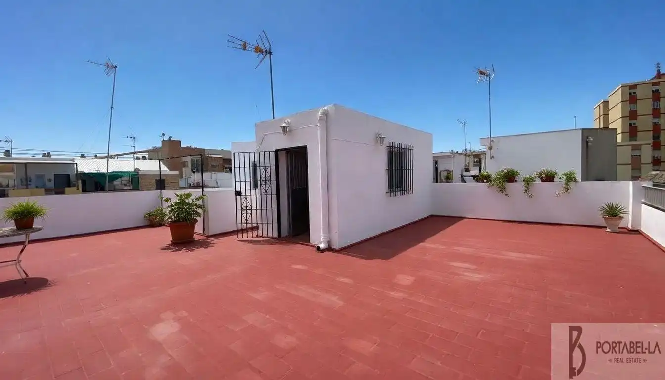 Außenansicht von Haus oder Chalet zum Verkauf in El Puerto de Santa María mit Abstellraum und Balkon