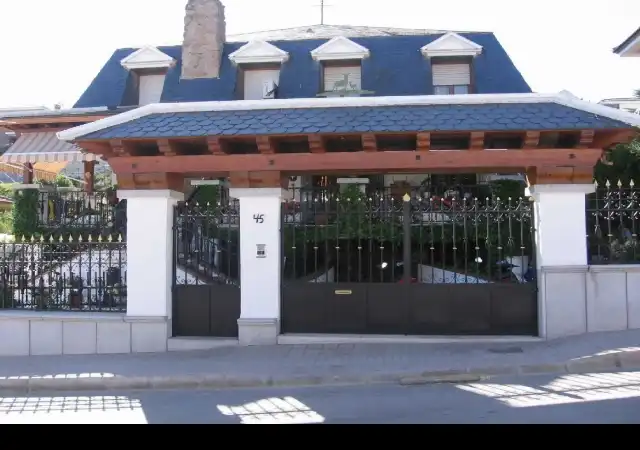 Vista exterior de Piso en venta en Centro