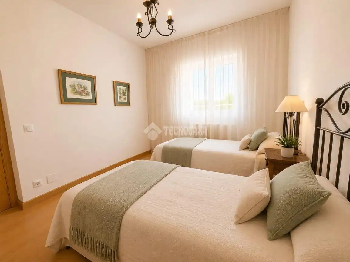 Habitación de Casa o chalet en venta en Carranque con Aire acondicionado, Parquet y Terraza