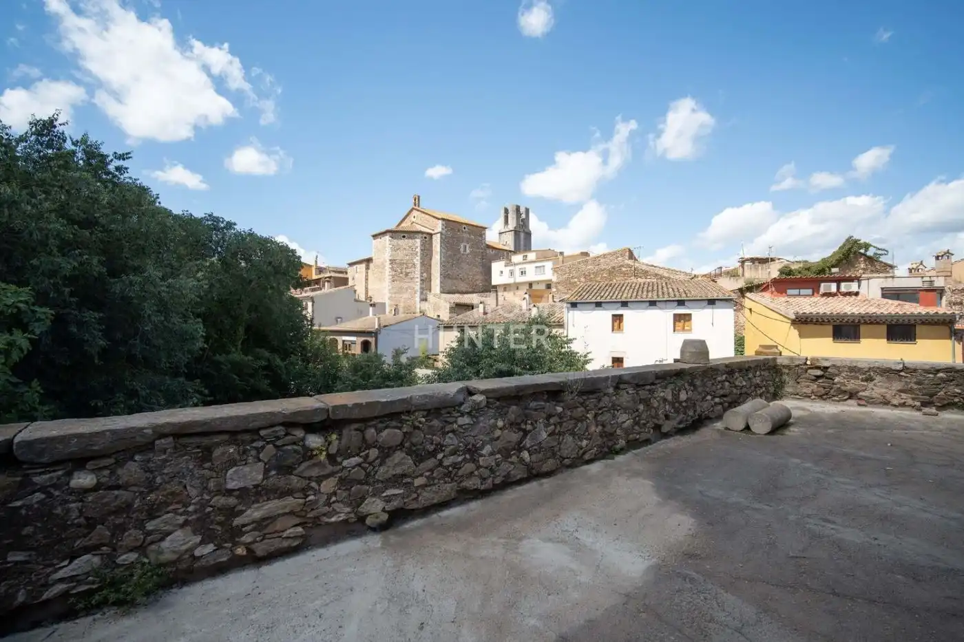 Houses for sale in Juià