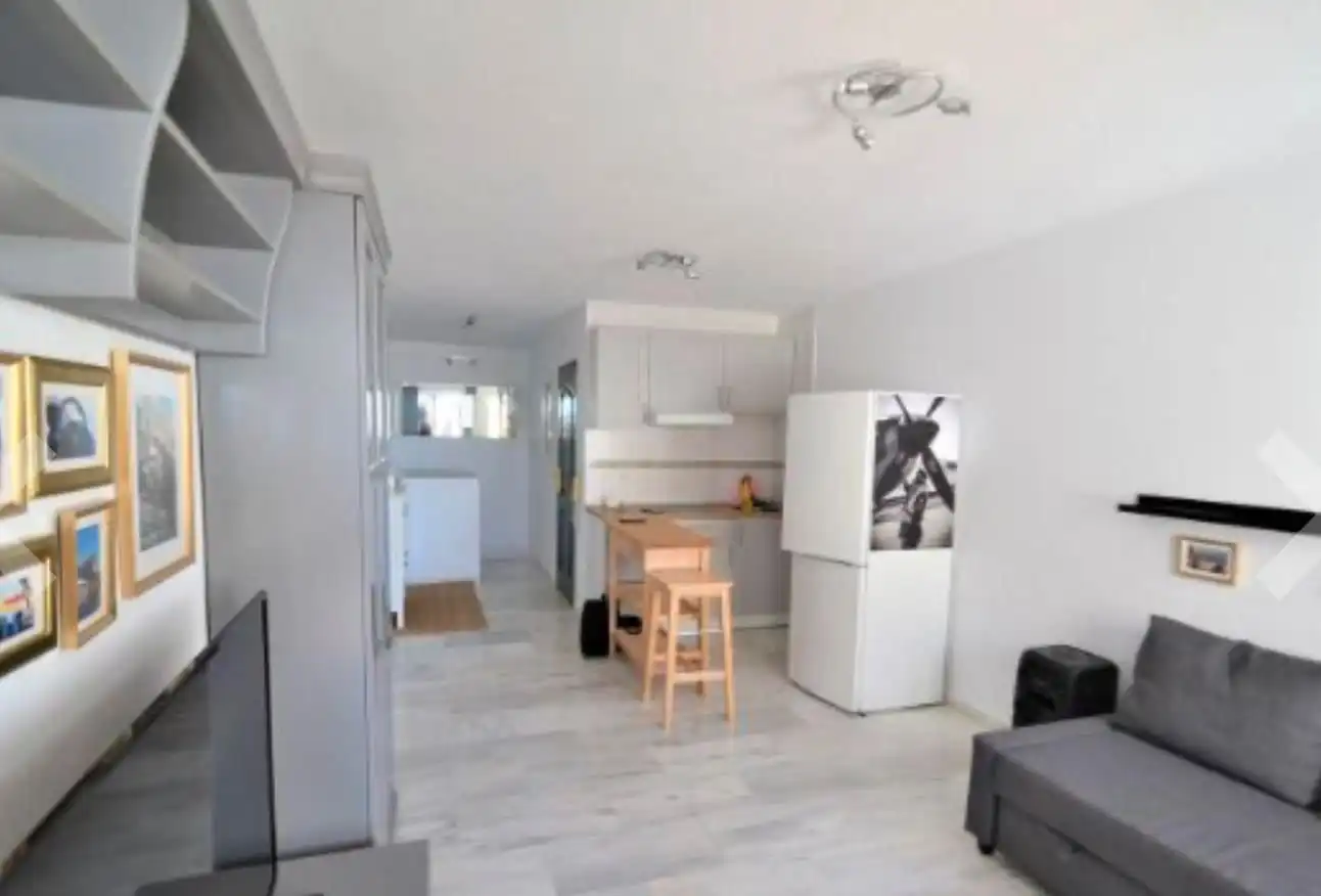 Habitación de Piso de alquiler en Estepona con Terraza, Amueblado y Horno