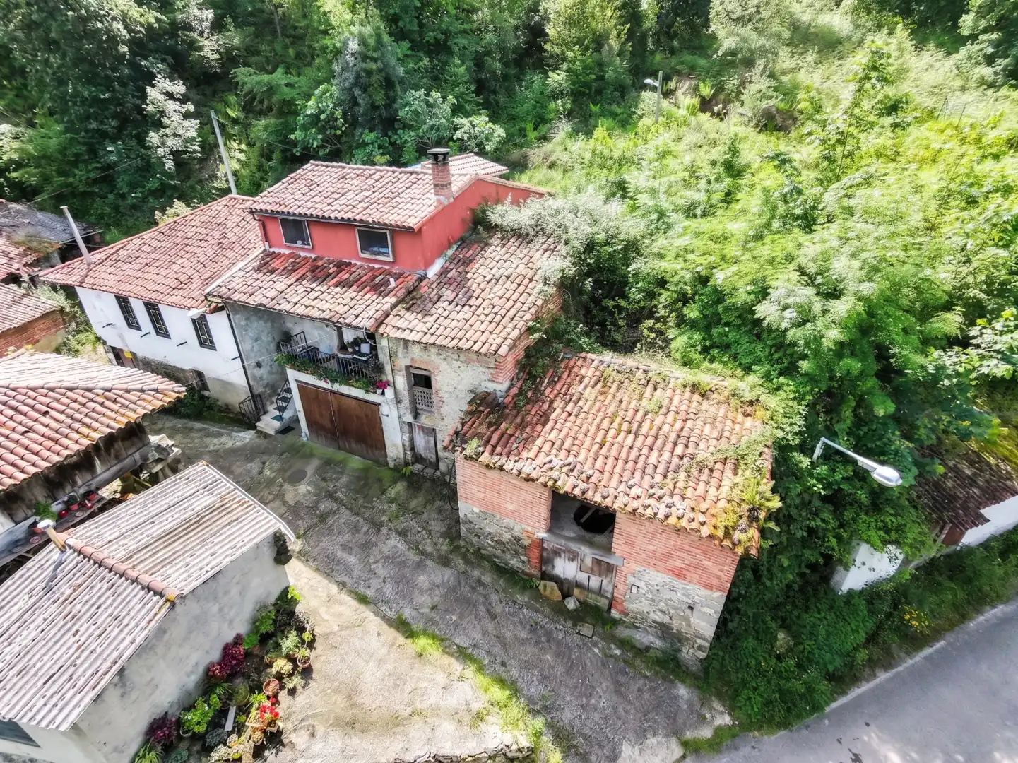 Vista exterior de Casa o xalet en venda en Llanes amb Calefacció