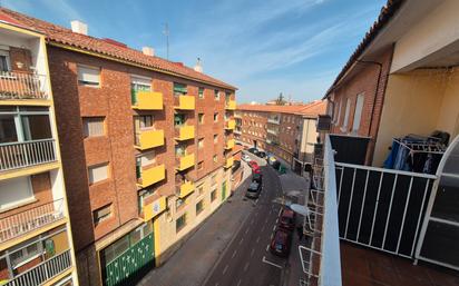 Exterior view of Flat for sale in Palencia Capital  with Heating, Terrace and Storage room