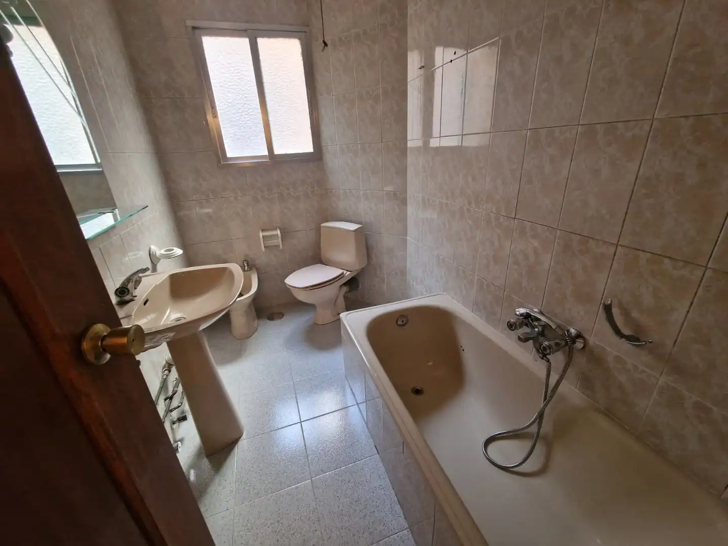 Bathroom of Flat for sale in Talavera de la Reina  with Heating and Terrace