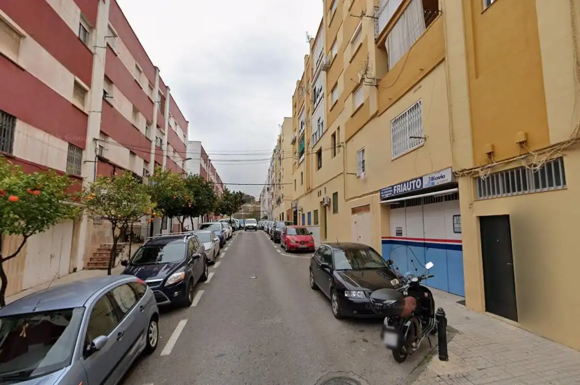 Baixos en venda a De Los Suspiros