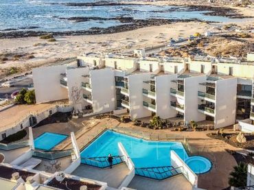 Apartamento con piscina en venta en El Cotillo